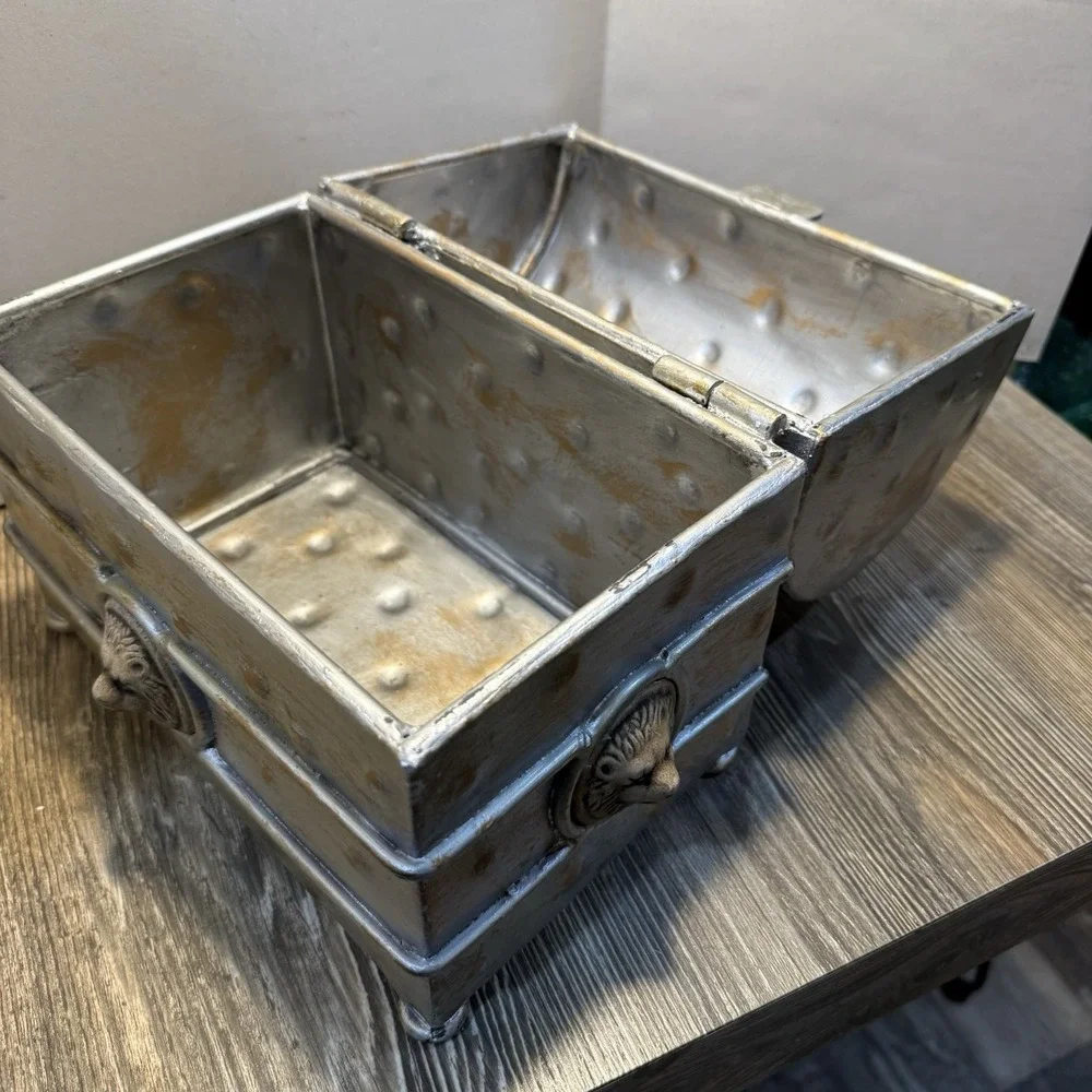 Metal Hinged Treasure‎ Box Studded With Lions On It Beautiful Piece